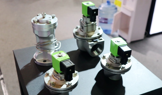 自动驾驶汽车技术原理和无人驾驶的四个阶段